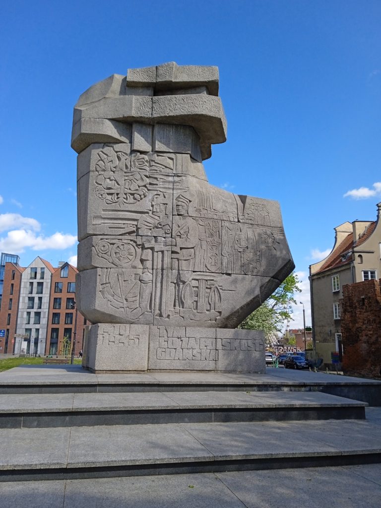 Pomnik poległych za polskość