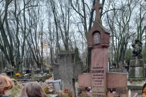 Wizyta na Powązkach